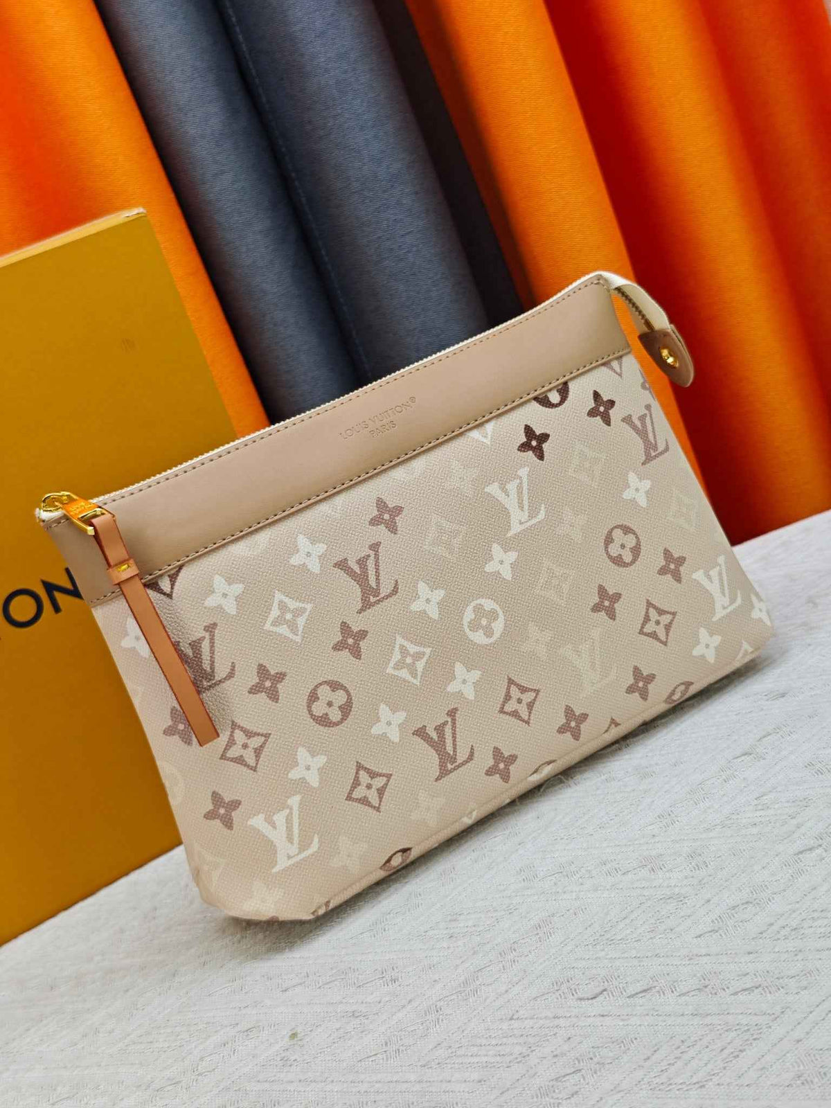 Voyage Pochete
