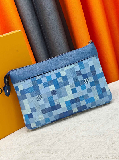 Voyage Pochete