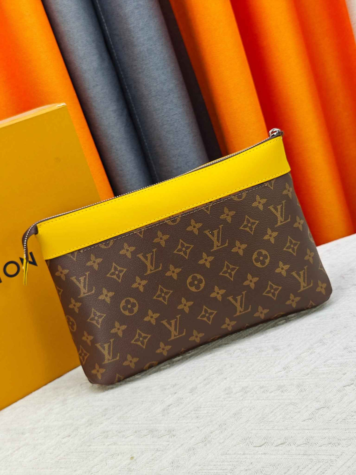 Voyage Pochete