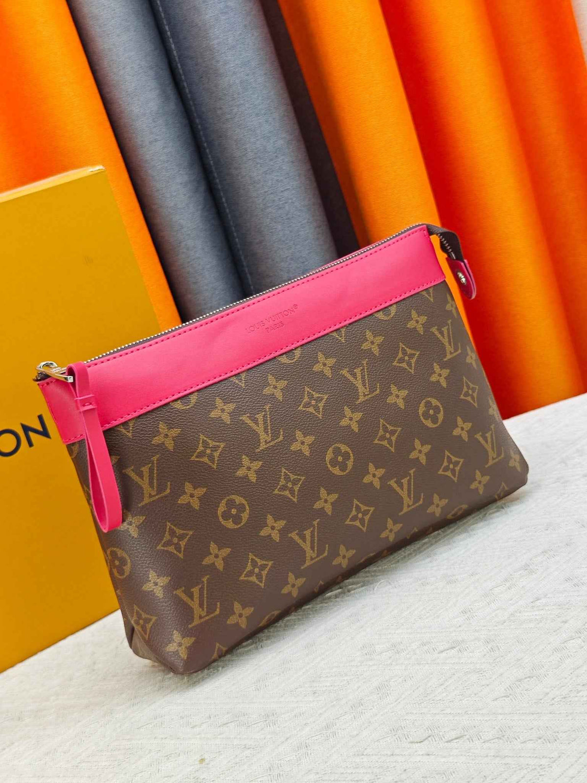 Voyage Pochete