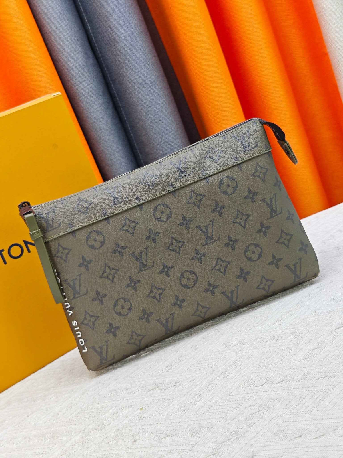 Voyage Pochete