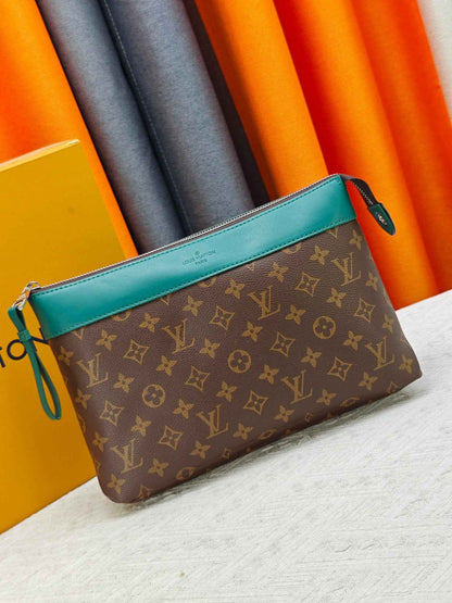 Voyage Pochete