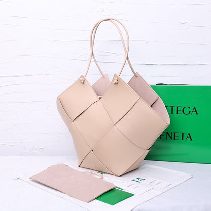 Taylor Tote Bag