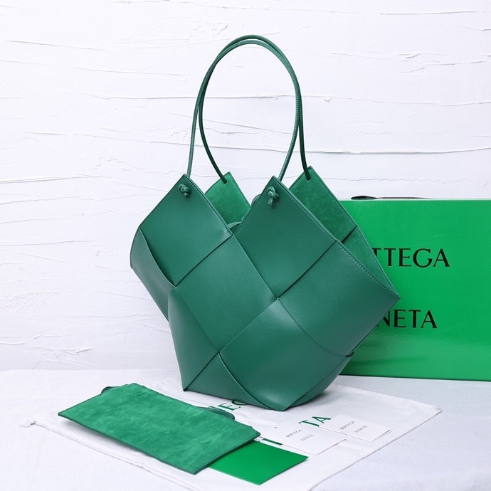 Taylor Tote Bag