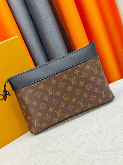 Voyage Pochete
