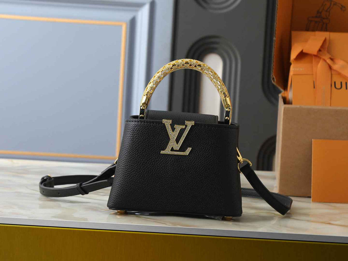 Capucines Bag