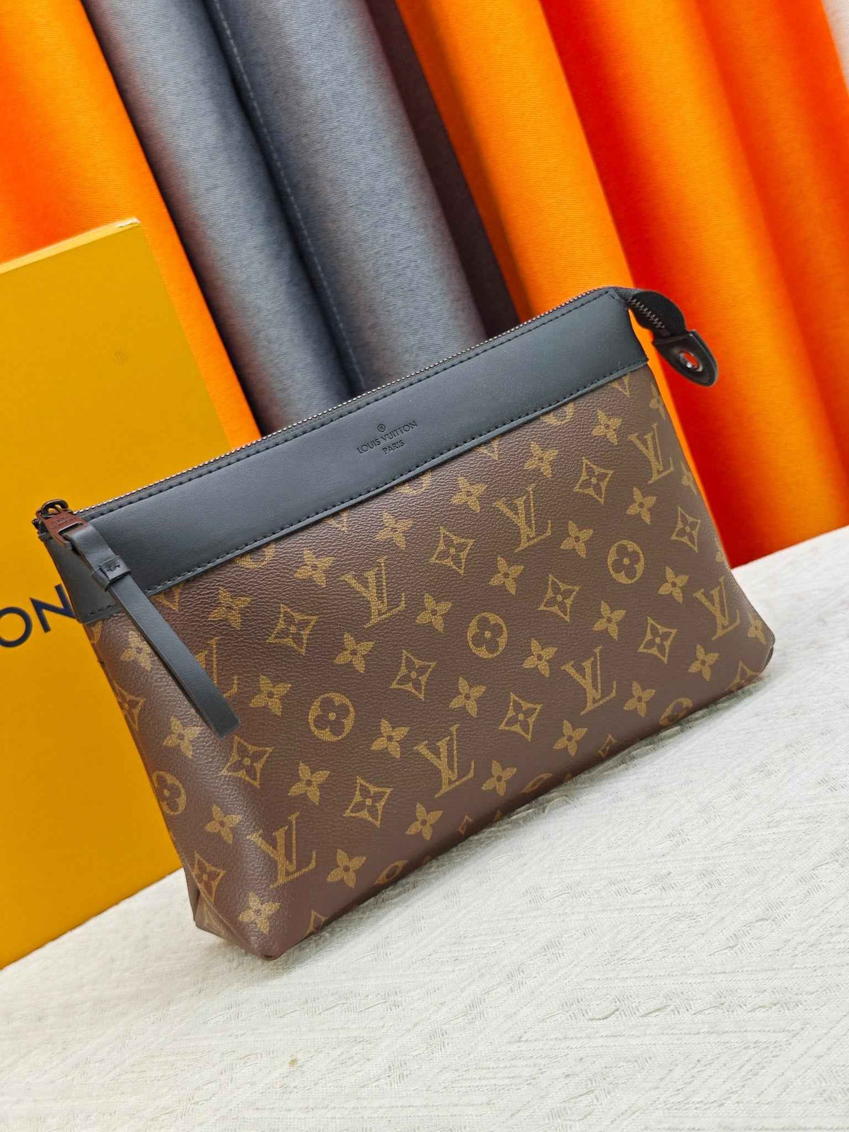 Voyage Pochete