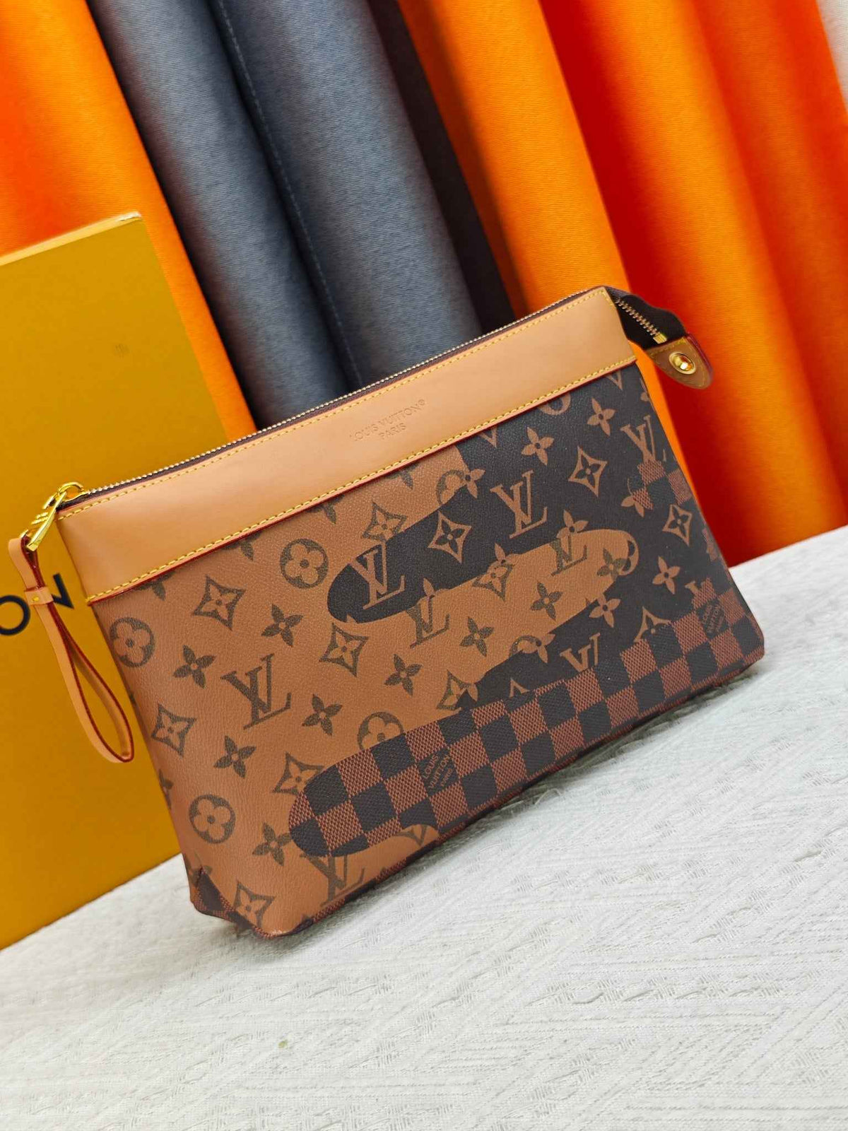 Voyage Pochete