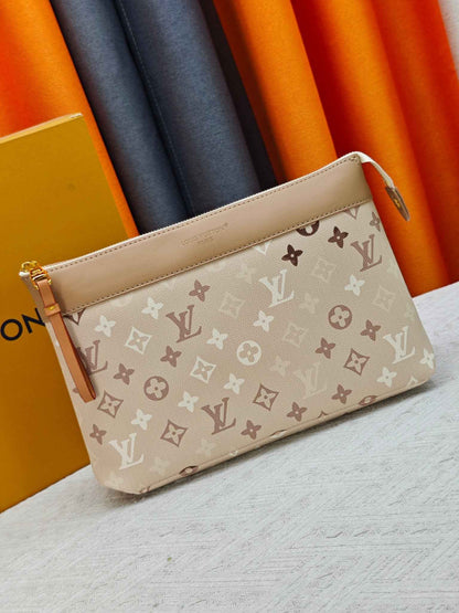 Voyage Pochete