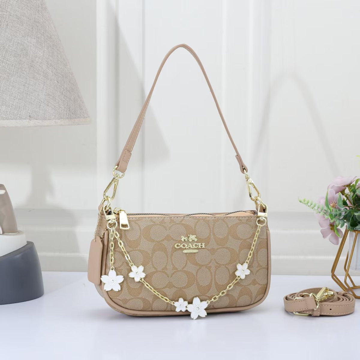 Teri Shoulder Bag