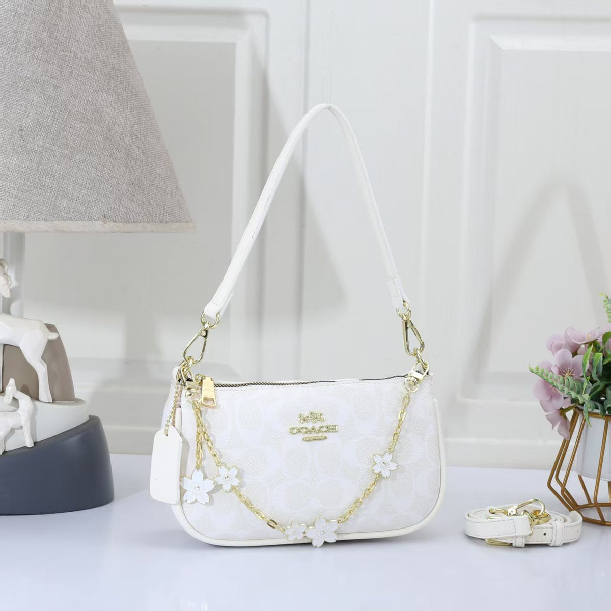 Teri Shoulder Bag