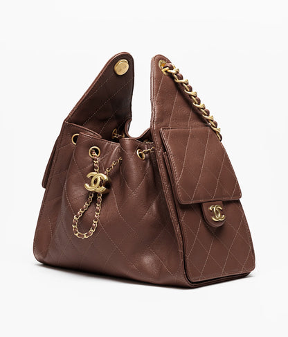 25 Small - Medium Handbag
