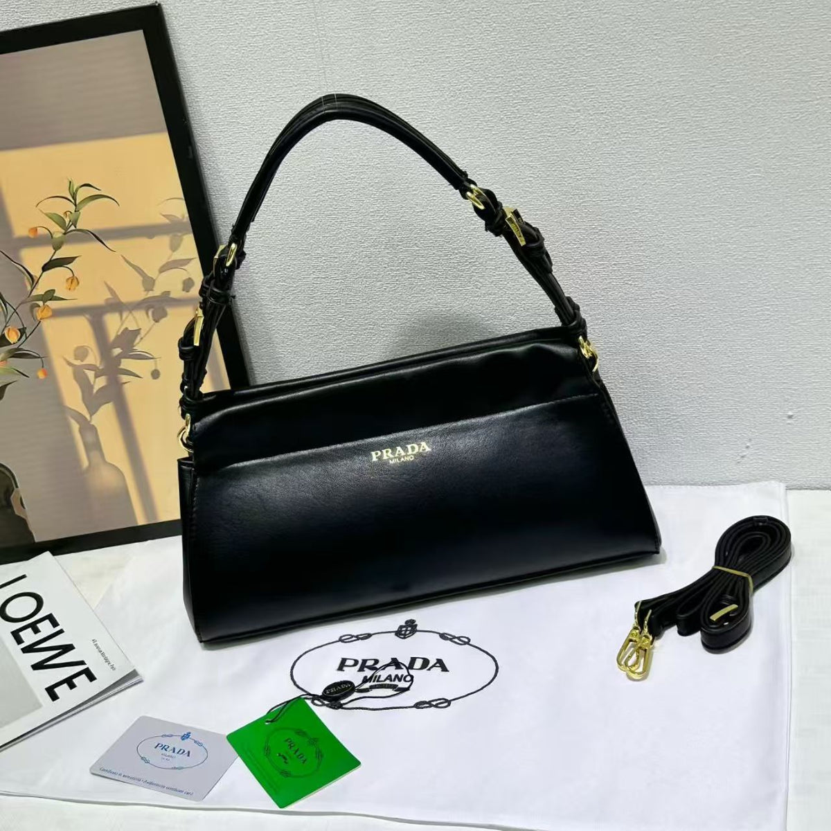 Enchaîné Leather Bag