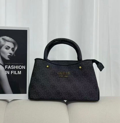 Small Girlfriend Satchel