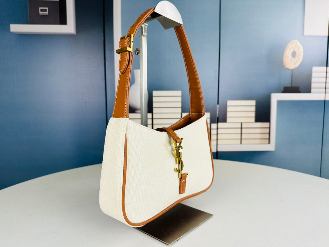 Le 5 à 7 Hobo Bag