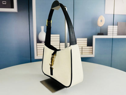 Le 5 à 7 Hobo Bag